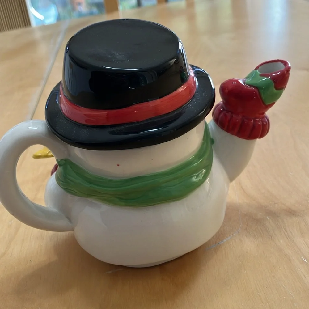 Too Good Gourmet Snowman teapot‎ and mug set vintage with yellow canary